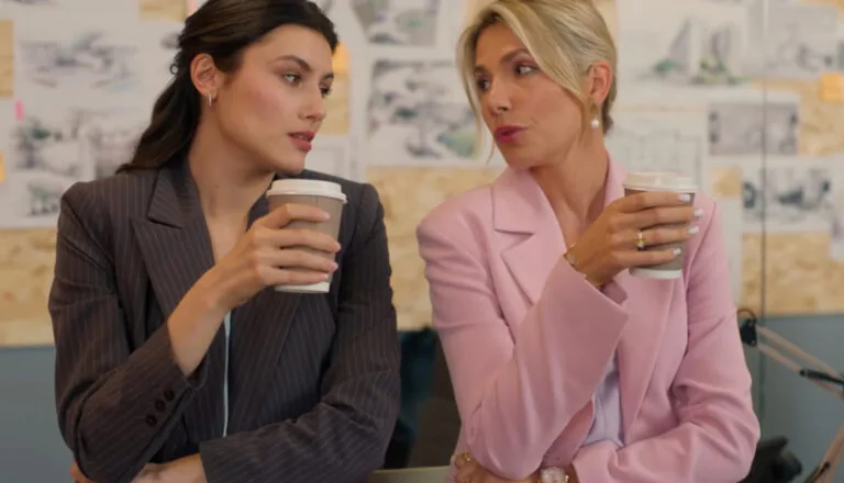 Момент из 10 серии 1 сезона