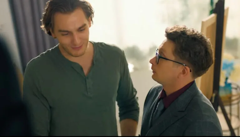 Момент из 33 серии 1 сезона