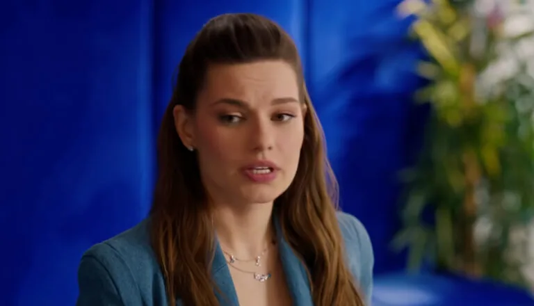 Момент из 13 серии 2 сезона