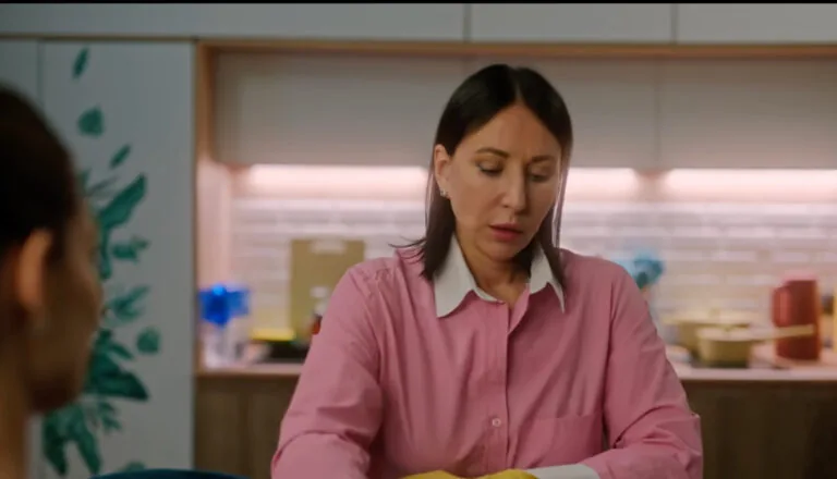 Момент из 23 серии 2 сезона