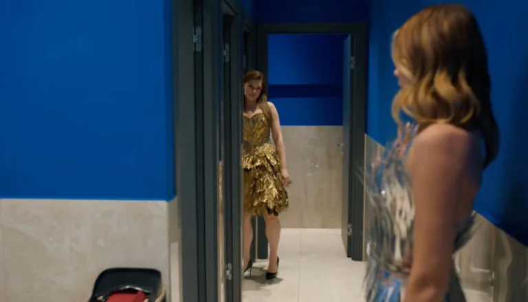 Момент из 6 серии 2 сезона